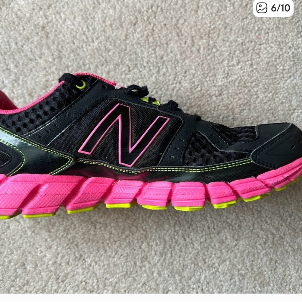 New Balance Black and Neon Pink Athletic Shoes